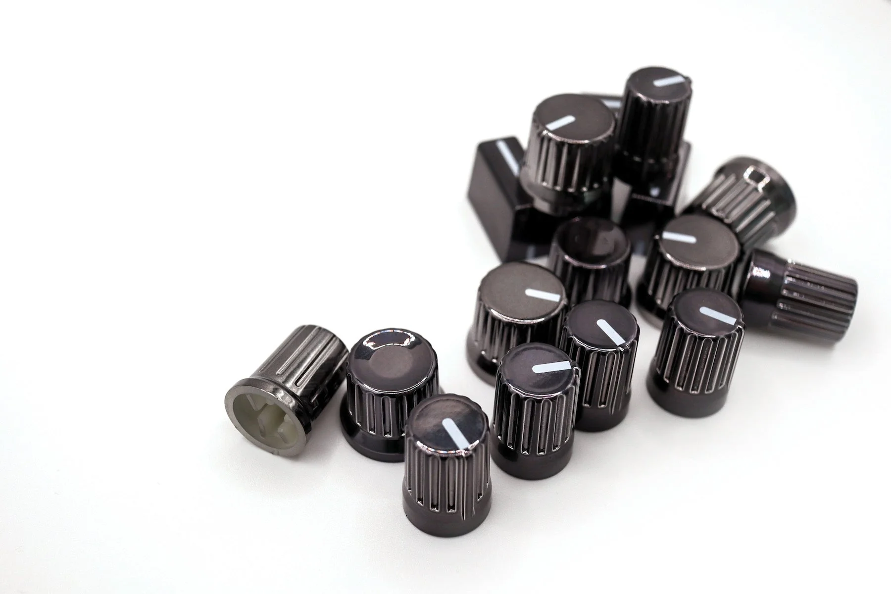 Chrome Caps - Image 3