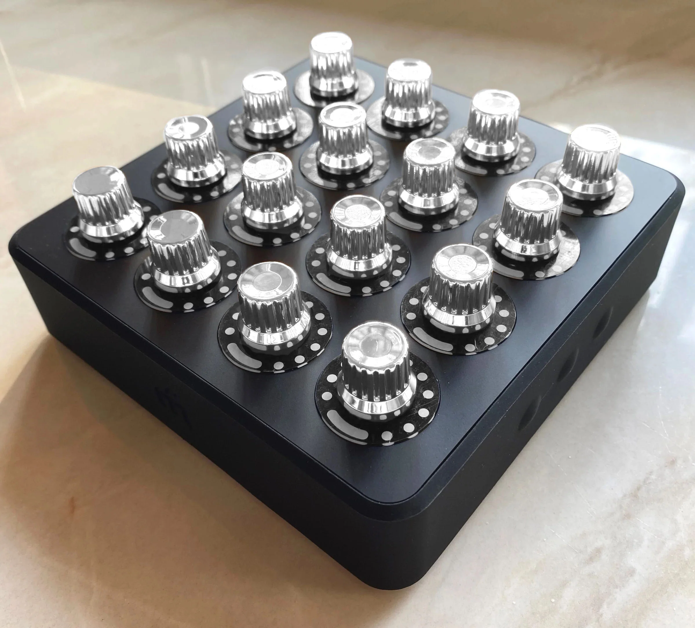 Chrome Caps - Image 5